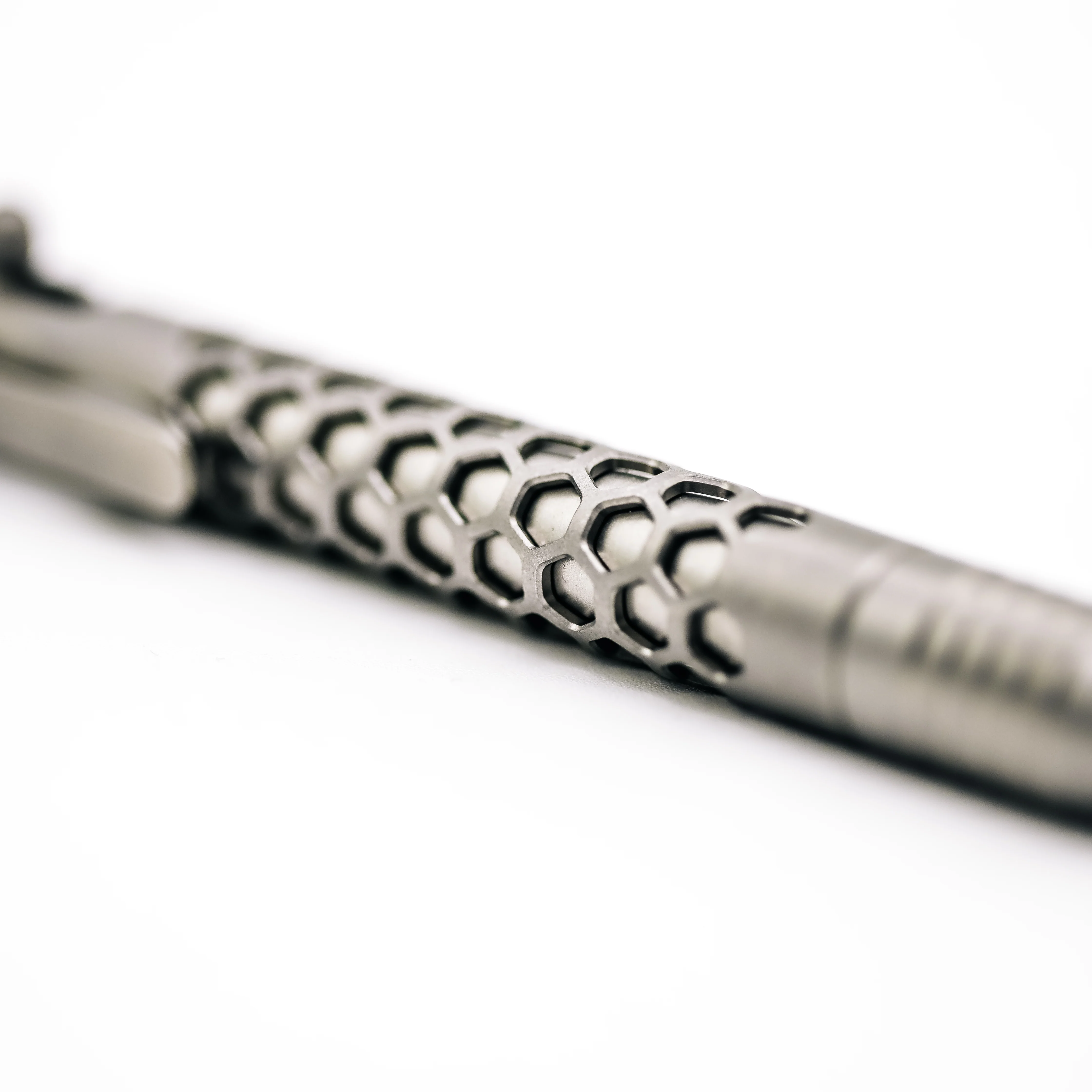 Chaves Knives Bolt Action Pen - Hex Dot - Image 3
